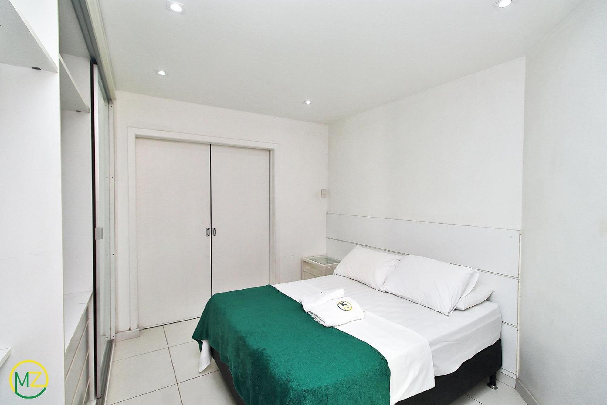 Studio Com Vista Lateral Para O Mar Em Copacabana Rio de Janeiro Luaran gambar